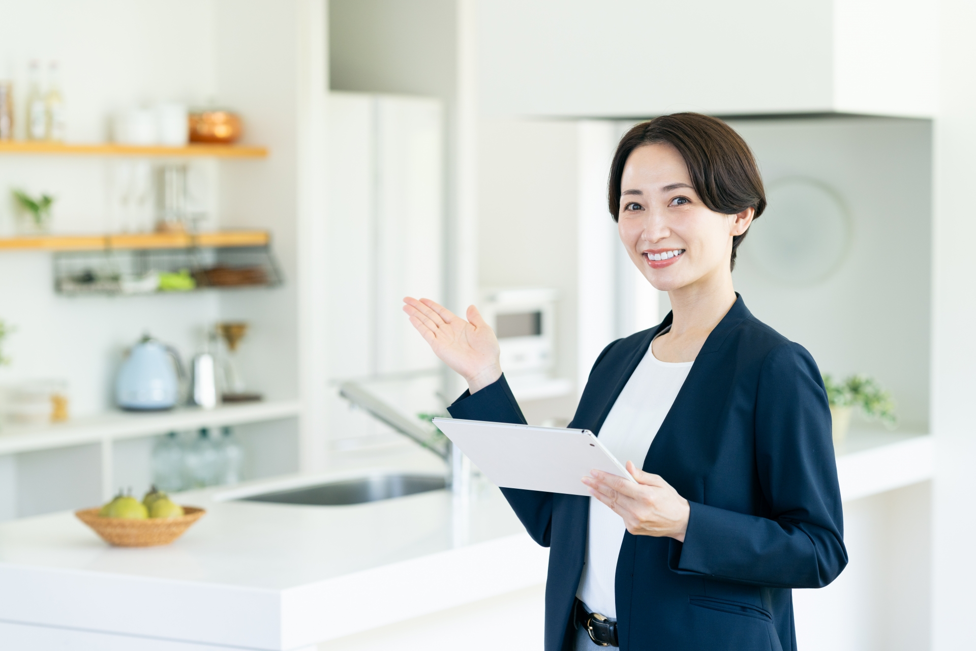 accola不動産会社